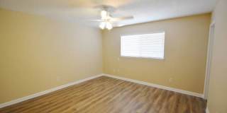 9231 RidgeTown Gallery 9