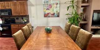 203 San Saba Street Gallery 6
