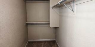 Large Townhome Gallery 30