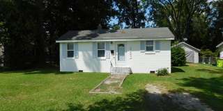 2208 1/2 Spencer Avenue Gallery 1