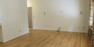 Cute Home Boasting Hardwood, close to Enloe and downtown Chico! Gallery 3
