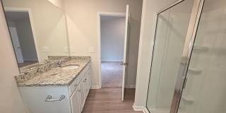 Room in 4 Bedroom Home at Nia Rd Gallery 7