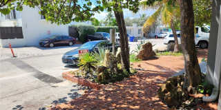 315 Walnut St Gallery 23