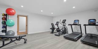 Longwood Manor Gallery 3