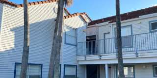 Romantic 1BR/1BA Top-Floor Condo with Garden Tub & Scenic Balcony Views – Dockside Orlando Romantic 1BR/1BA Top-Floor Condo with Garden Tub & Scenic Balcony Views – Dockside Orlando Gallery 1