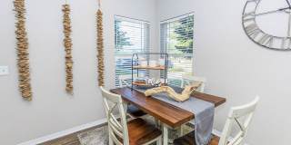 Creekside At Palmer Park Apartments Gallery 31