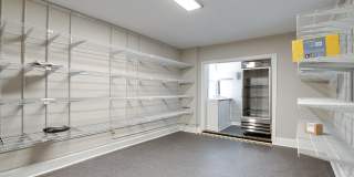 The Paramount Apartments Gallery 14