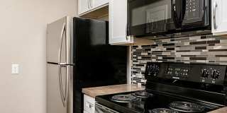 Central Pointe Apartment Homes Gallery 22