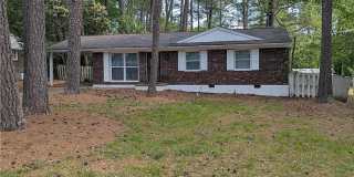 Room in 3 Bedroom Home at Sheppard Dr Gallery 1