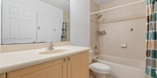 1406 Southeast 26th Court Gallery 14