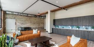 2032 N Clybourn Ave Gallery 2