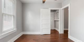 1023 W 37th Street Gallery 22