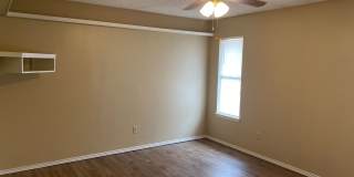 Cozy 3/2/2 Brick Home! Available September!! Gallery 19