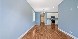 607 N Central Avenue Gallery 2