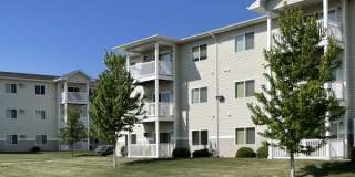 Elk Pointe Gallery 1