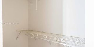 600 N Rio Vista Blvd Gallery 22