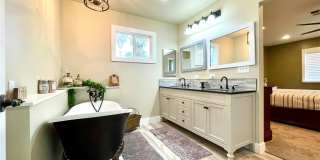 2246 Windsor Drive Gallery 27