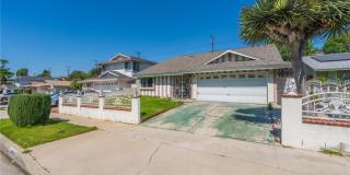 1443 E Gladwick Gallery 1