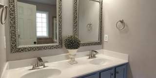 Sought After Riverwood Townhome! Gallery 29