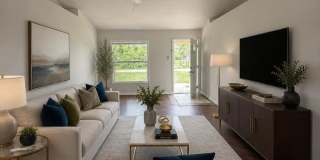 5315 Belrose St Gallery 2