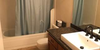 2 Bedroom Townhome with pool and fitness center Gallery 15