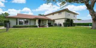 250 E Central Boulevard Gallery 22