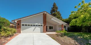Fully Remodeled 4 Bed + 2.5 Bath Home in Desirable Westlake Hills! Gallery 1