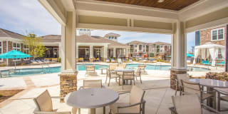 Boulevard at 3200 Gallery 9