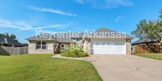 Beautiful Spacious Home w/ Community Clubhouse and Pool! Gallery 1