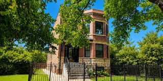 4322 N Leavitt Street Gallery 1