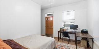 5739 N Winthrop Avenue Gallery 34