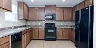 Spacious 4BR House in Cibolo Gallery 7