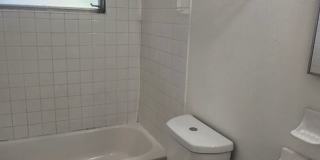 Charming 2 bedroom, 1 Bath Gallery 9