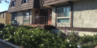 COMPLETELY REMODELED TOWNHOUSE FOR RENT Gallery 3