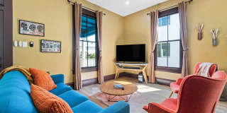 Spacious custom design 2 bed 1 bath Apartment for rent 709 W 14th st. Gallery 11