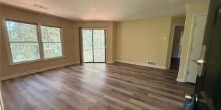 1580 Oakpointe Drive SW 1580 Oakpointe Drive SW Gallery 1