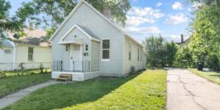 Updated 2 Bedroom Home! Gallery 4