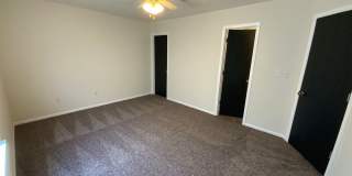 4 Bedroom newly remodeled Duplex Gallery 22