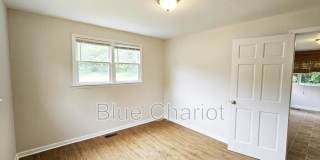528 Short Street West Gallery 24