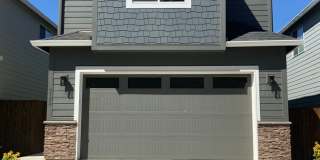 Immaculate 3B/2.5Ba Home in Ridgefield! Available 4/22! Gallery 1