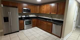 31 NE 56th St Gallery 1