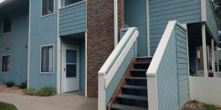AMAZING LOCATION 2 Bed 1 Bath Townhouse in Lafayette Gallery 1