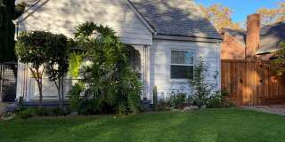 Cozy 2 bed 1 bath available now! Gallery 1