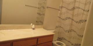 Unfurnished Free Standing home in a comfortable cul-de-sac Gallery 21