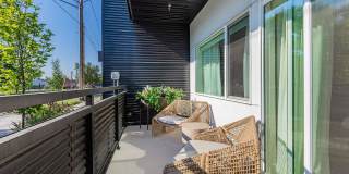 The Clara Gallery 28