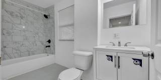 2348 Court R Gallery 26