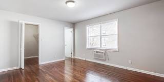 1295 West Gallery 8