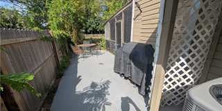 1637 Woodford Avenue Gallery 17