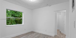 27 NE 60th Ter Gallery 4