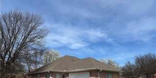 746 Larkspur  LN Gallery 1